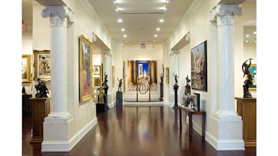 The great hallway of the Ritz Carlton