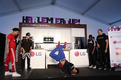 New York City-based artist collective Waffle Dance Crew performed for guests on the main stage between culinary demonstrations. Participating chefs included Emeril Lagasse, Carla Hall, and others.