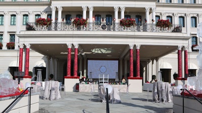 Marbella custom-designed and applied 14-foot pillars for taping of The Bachelorette.