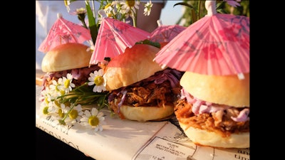 A 12-hour pulled pork slider