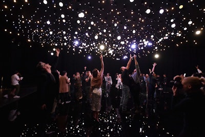 As part of Stella Artois’ 2015 holiday campaign, the beer brand created a public activation at Skylight at Moynihan Station in New York. Guests entered a dark, empty room lit by a canopy of interactive “stars.”