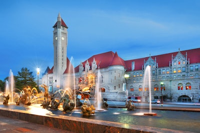 St. Louis Union Station Hotel, Curio Collection by Hilton