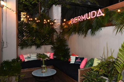 The Bermuda Tourism Authority partnered with the #GiltLife House as its travel sponsor. The campaign was integrated with branded pillows and signage at the space's outdoor tropical deck to engage attendees.
