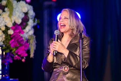 Grammy-winning singer Patti Austin performed “Lean On Me” at the beginning of the dinner.