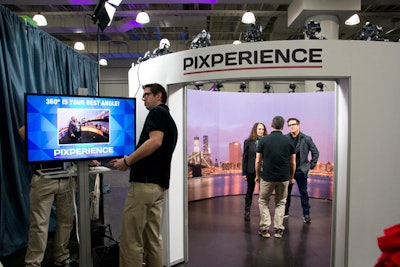 360-Degree Photo Booth From Pixperience
