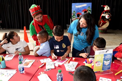 Holiday activities for the kids included crafts provided by Yoobi.