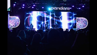 Pandora Holiday Live 2016