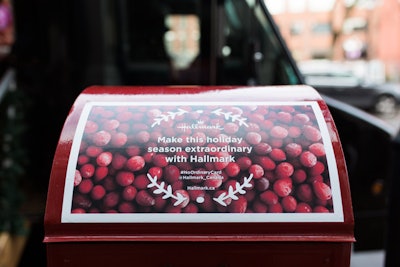 Hallmark's #NoOrdinaryCard Mobile Pop-Up