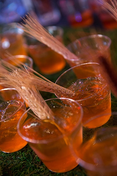 Hank’s Pasta Bar crafted the Farmer’s Pal cocktail with grilled persimmons, cardamom, vanilla-infused scotch, aperol, cinnamon-infused dolin blanc, and a wheat sprig garnish.