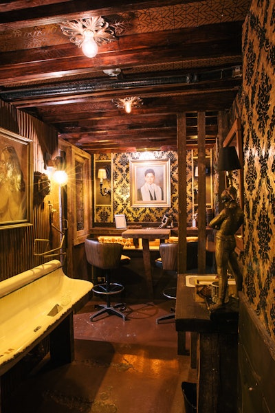 Acme Gentlemens Lounge