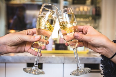 As an homage to Zelda Fitzgerald, champagne flutes were decorated with gold Zs.