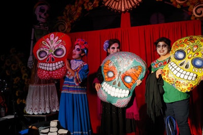8. Dia De Los Muertos