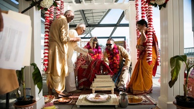 Traditional wedding ceremony on Rooftop