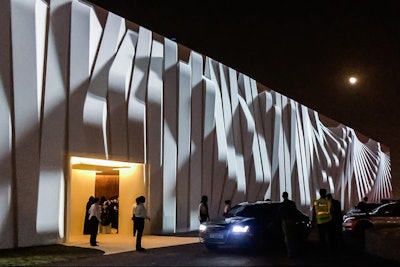 Megavision Arts' 3-D Projection Wall