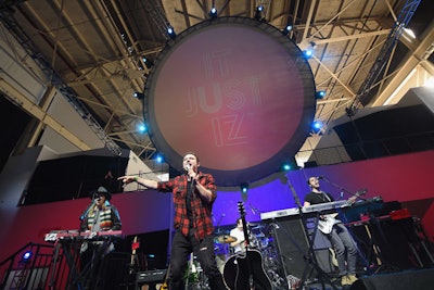 Entertainment included a performance by Ocean Park Standoff, with members Samantha Ronson, Ethan Thompson, and Pete Nappi.