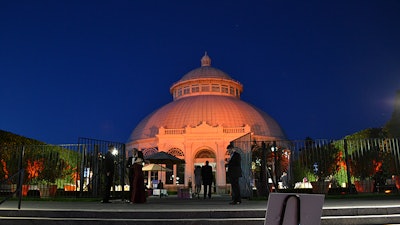 Decor lighting for a gala - NY Botanical Gardens