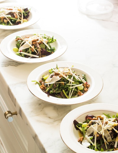 Mixed Greens, Green Apple, Quinoa, Radish, Walnuts, Red Wine Viniagrette