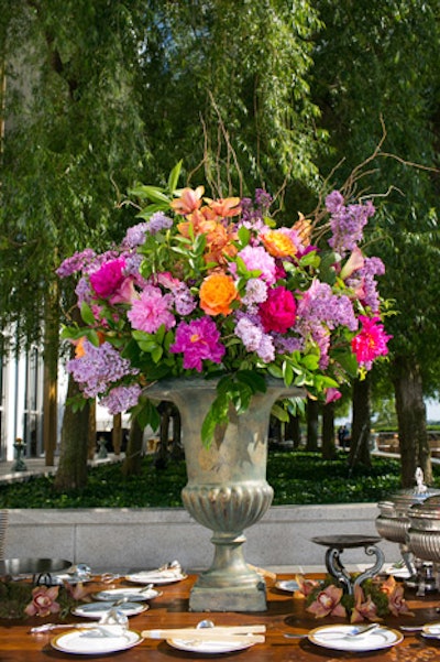 The floral arrangements served as dramatic centerpieces for the tables.