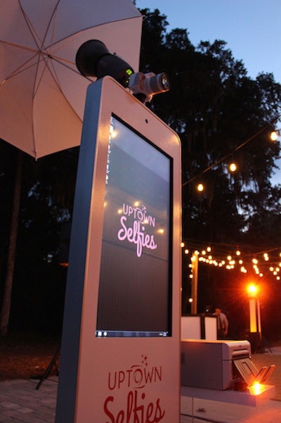 Outdoor Evening PhotoBooth Enclosed