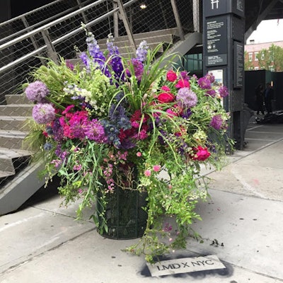 This arrangement, located at the High Line, celebrated Piet Oudolf, the park's landscape designer.