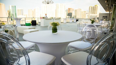 Expansive Outdoor Terrace for Seamless Outdoor Indoor Event Environment