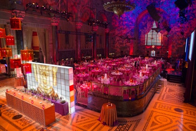 Large-scale personalization of event spaces make your party shine. ©Bardin Palomo
