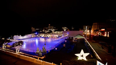 Santa Monica Promenade Ice Rink