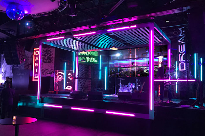 12 Modern Takes On Stage Design Bizbash