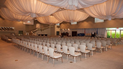 Can hold up to 700 people for conferences and cocktail events