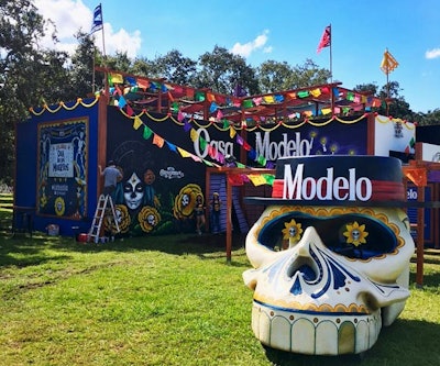 At the 2017 Voodoo Music & Arts Experience, Cogent worked on an activation for Casa Modelo that celebrated Dia de Los Muertos with live art demonstrations, body painting, and a Modelo sugar skull float.