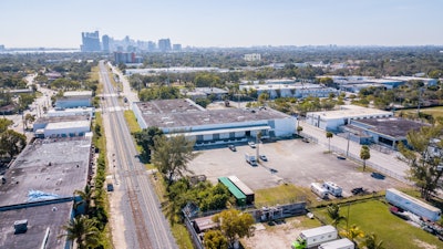 Large event space flexible enough to fit events, film productions, and commercial photo shoots.