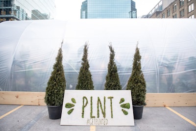 Becel's plant-based pop-up restaurant took place in a greenhouse in downtown Toronto from February 28 to March 2. The side of the greenhouse promoted the pop-up with branding created with greenery.