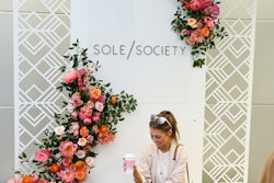 Shoe brand Sole Society hosted a lunch at Marie Gabrielle Restaurant in Dallas in April. The influencer-heavy event had Palm Springs-inspired decor, including a simple-yet-eye-catching floral photo backdrop.