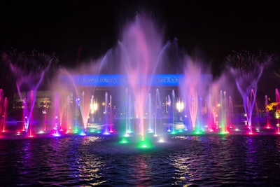 The newest turnkey space activation, featuring dancing water fountains, is the on the Terrace Plaza. With the sparkling glass wall of the Terrace Theater as a backdrop, the Terrace Plaza, with its expansive multi-spray fountains and beautifully landscaped palm trees and flower gardens, has a panoramic view of the downtown skyline and waterfront. The new “dancing waters” light and sound show allows planners to customize theatrically animated fountains and water features show by changing the music, colors, and style of the dancing water show just for their group. The nearly 15,000-square-foot plaza can accommodate 2,500 people for a reception and 5,000 people for a concert.