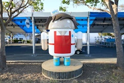 Larger-than-life versions of Bugdroid, the Android mascot, marked certain areas of the event—such as the food pavilion—and also provided fun photos ops.
