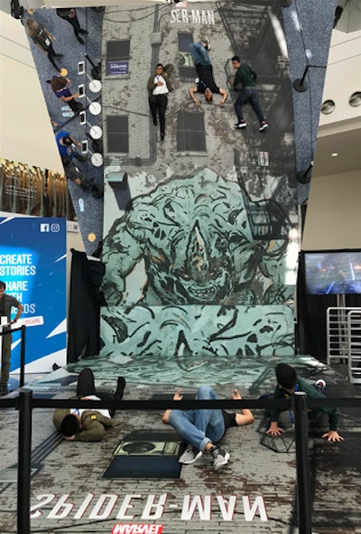 E3