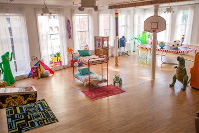 A recreation of the Big loft was staged in a vacant event space in Flatiron on May 31. The loft featured a pinball machine, a trampoline, and a bunk bed outfitted with Zinus mattresses. The pop-up was produced by Jack Morton Worldwide.
