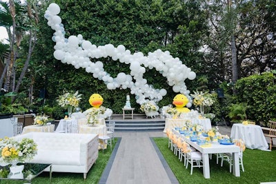 The stylish party was held outdoors at the Four Seasons Beverly Hills, and immediately drew attention with oversize balloon installations from Balloon Celebrations.