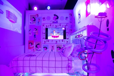 The Jetsons room brings to life the bedroom of Judy Jetson and her love of music and teenage heartthrob character Jet Screamer. The room’s mid-century meets the future aesthetic was designed by Amelia Muqbel.