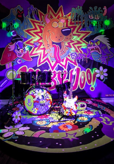 The exhibit partnered with artist Sam Taylor to create a psychedelic stage inspired by the music of the ‘60s and ‘70s featured in Scooby-Doo.