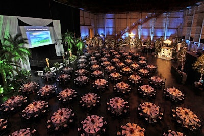 A sit-down dinner for a charity event on a soundstage featured a custom stage, and an opportunity to design on a blank canvas.