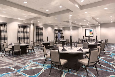 3. Embassy Suites by Hilton Orlando–Airport