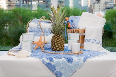Inspired by the SpongeBob SquarePants musical, bed and bath linen brand Matouk created a display that showcased its new Nikita azure bath rug and two types of towels evoking a sea theme. The display also featured the company’s ocean breeze candles and guest bar soaps and, of course, a pineapple.