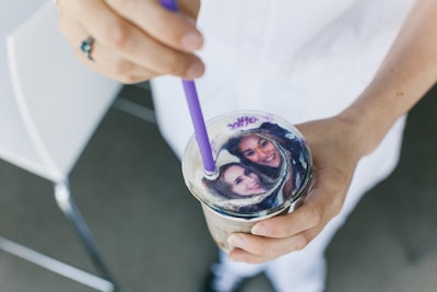 Selfie latte swirl