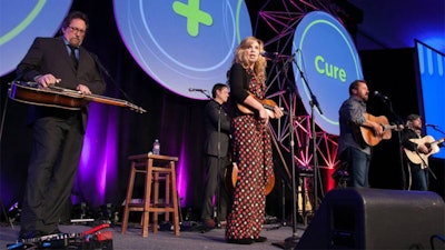 Bluegrass Singer Alison Krauss performing at fundraising event Connect+Cure Gala sponsored by The University of Oklahoma Foundation.