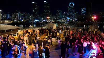 Inspiration Hornblower's enormous open air sky deck