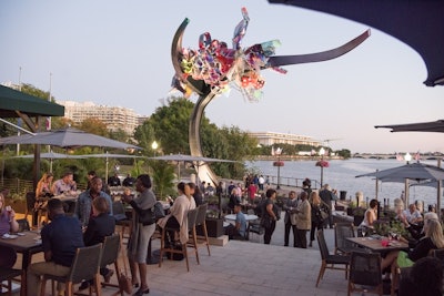 Drink and dine alongside the Potomac with views of the Virginia skyline