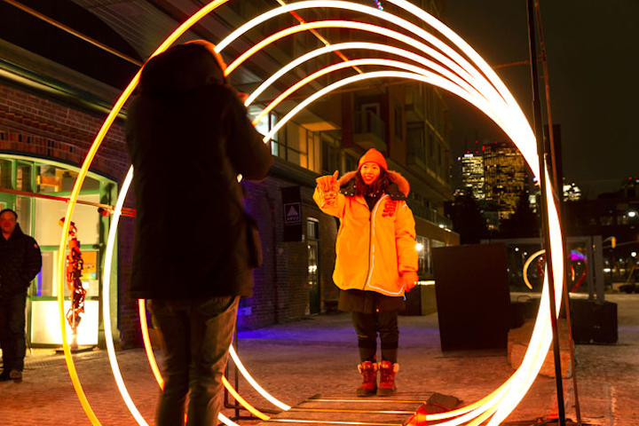 Tunnelception is a light tunnel inspired by the new Reese’s Pieces Peanut candy. Guests can pose with the candy at the end of the tunnel, which was created by Toronto-based creative team Young Offenders and creative studio and gallery space Electric Perfume.