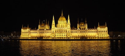 Incentive Trip Experience, Illumination Cruise, Budapest