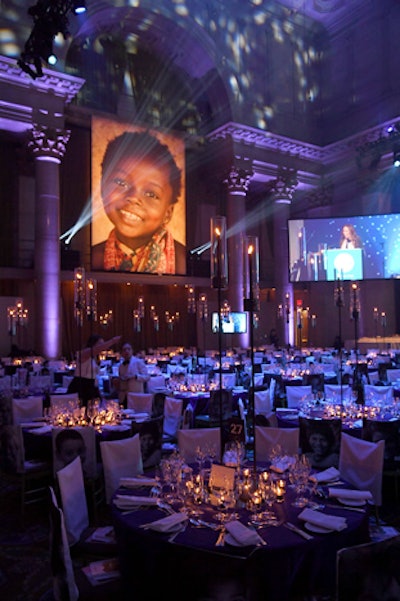 12. Unicef Snowflake Ball